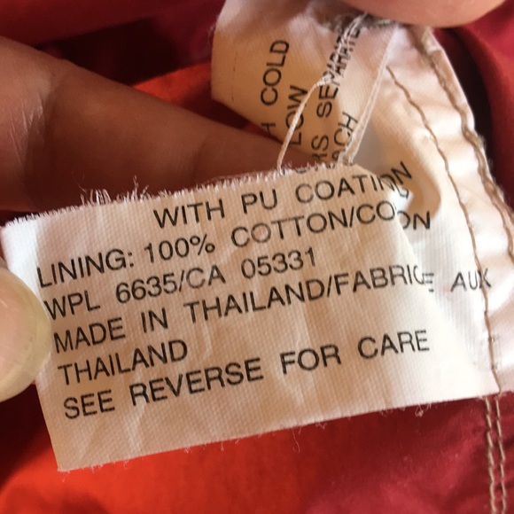 Unisex Woolrich Red windbreaker pullover hoodie 100% cotton. Drawstring eyelet - Picture 7 of 7